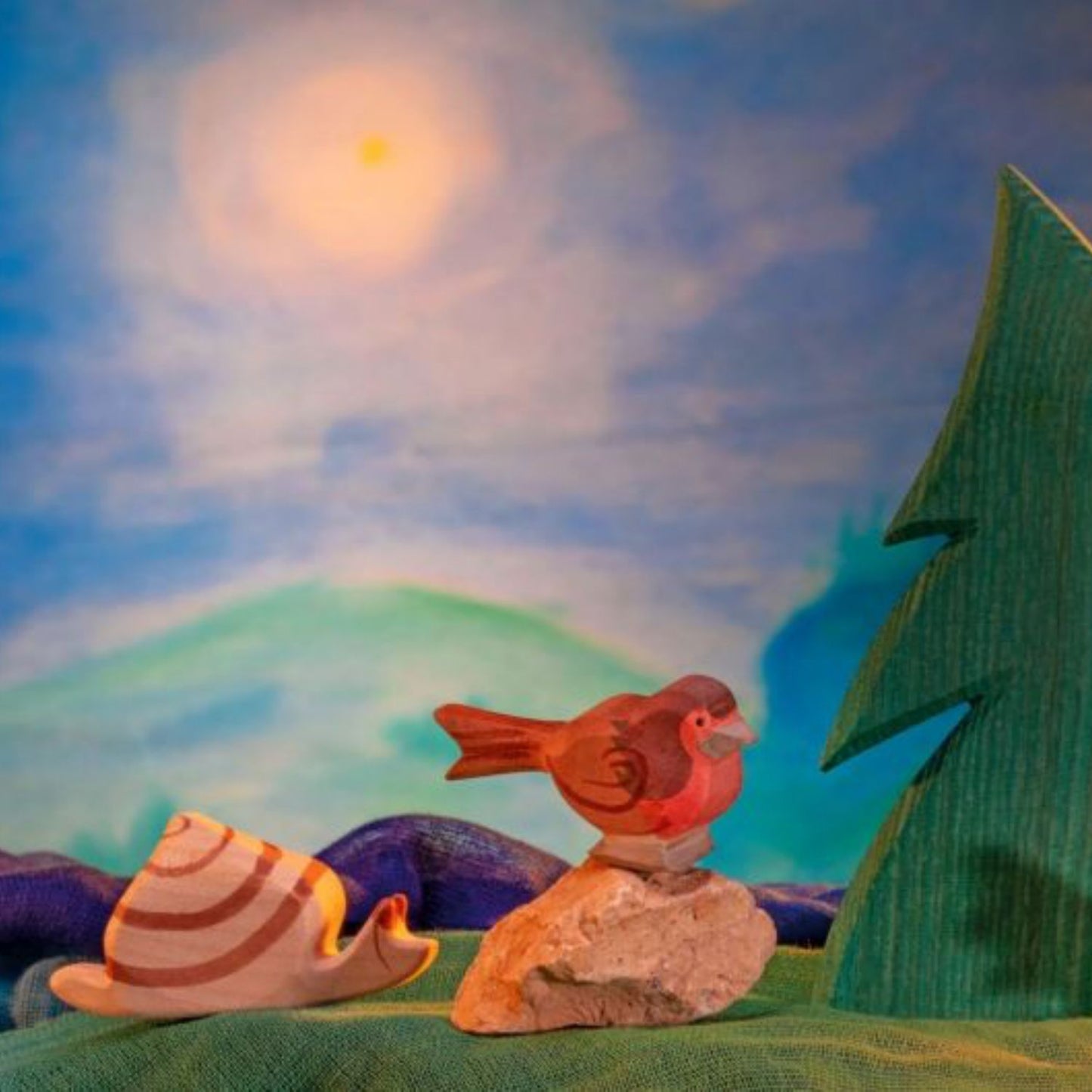 Robin | Woodland Animal Figure | Wooden Toys for Kids