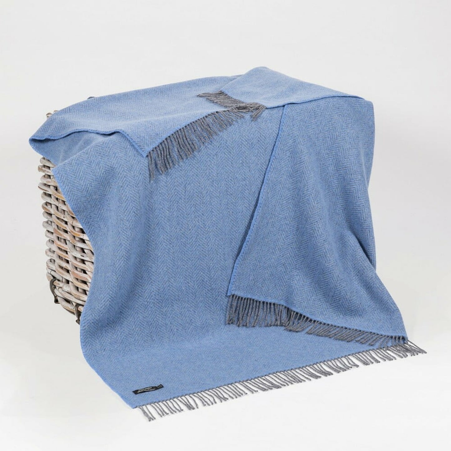 John Hanly Irish Cashmere Throw Blanket | Grey Blue Herringbone Pattern | Front View | BeoVERDE Ireland