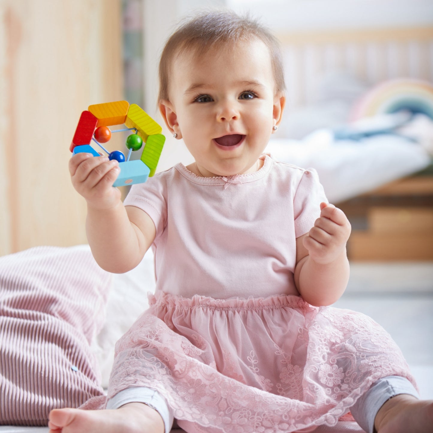 Swirl | Clutching Toy | Baby’s First Wooden Toy | HABA | Lifestyle: Baby with Clutching Toy | BeoVERDE.ie