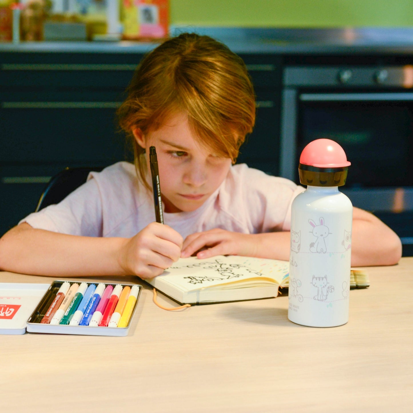 SIGG All My Friends Kids Water Bottle | 400 ml | Lifestyle: Girl with Water Bottle | BeoVERDE Ireland