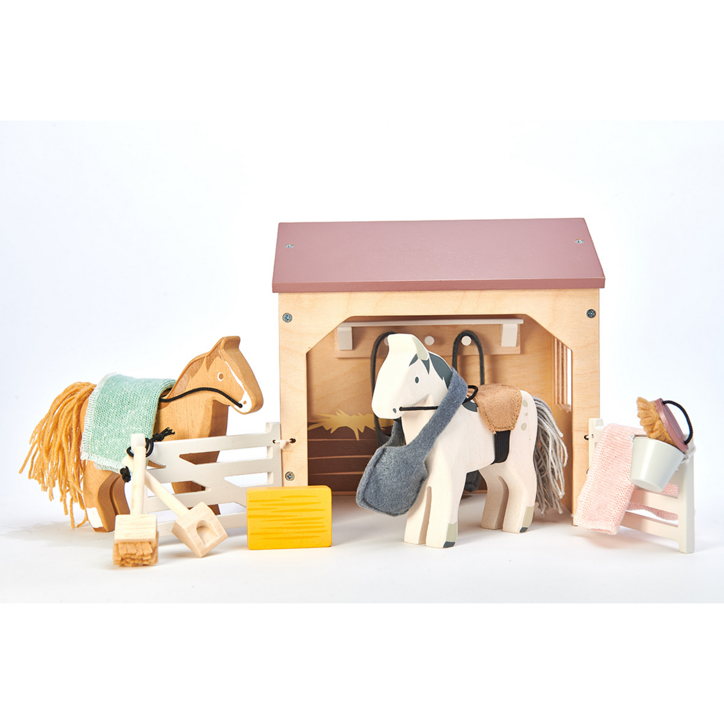 TenderLeaf ‘The Stables’ Front View | Hand-Crafted Wooden Animal Toys | BeoVERDE.ie