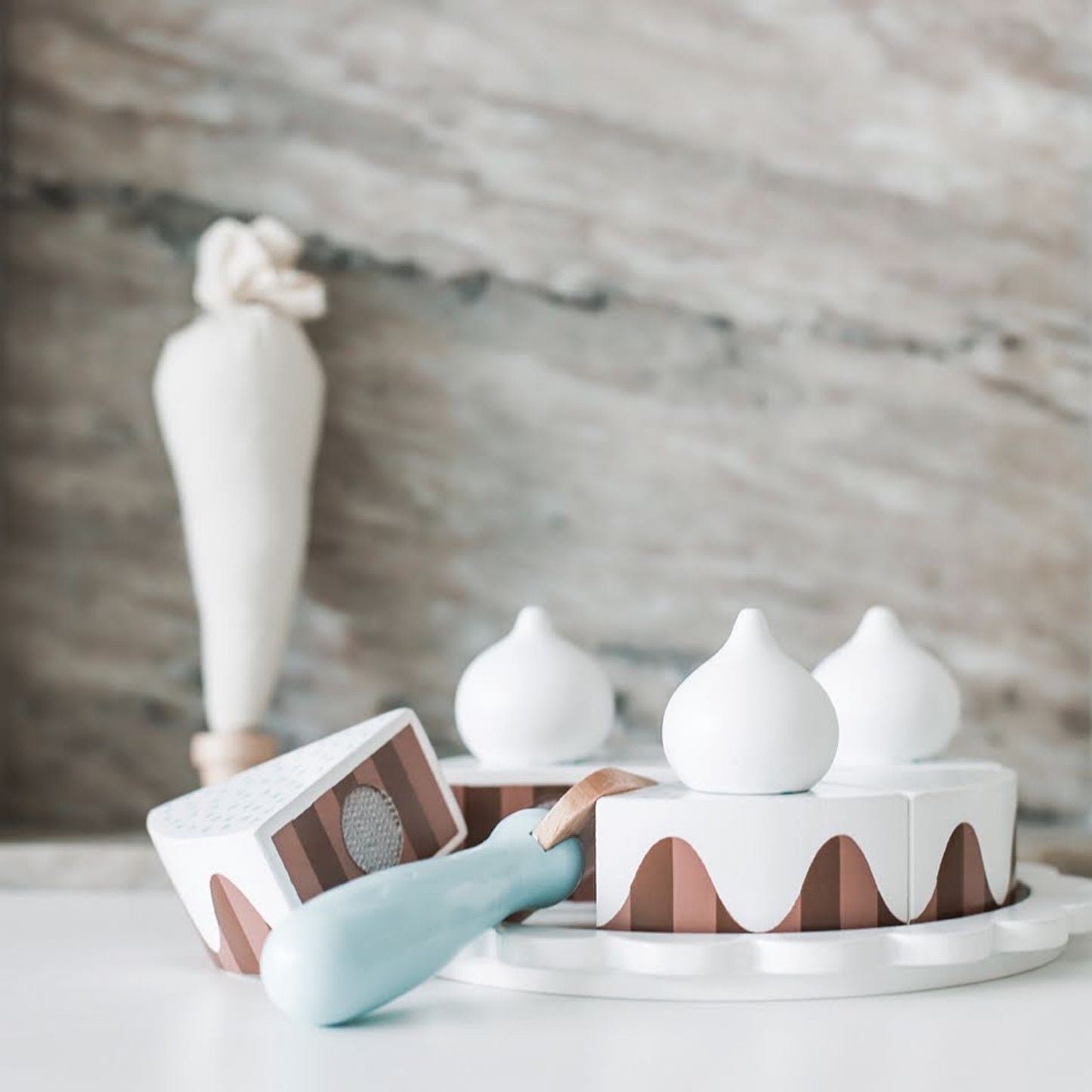 JaBaDaBaDo Chocolate Cake | Wooden Pretend Play Toys | Lifestyle | BeoVERDE.ie