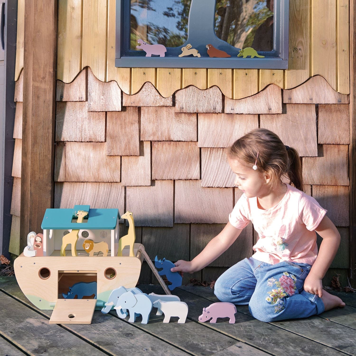 Tender Leaf Toys Noah's Wooden Ark | Hand-Crafted Wooden Toys | Lifestyle – Girl Playing | BeoVERDE.ie