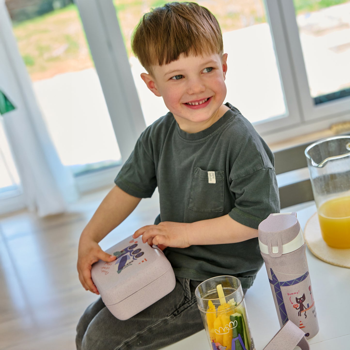 Trucks | Kids Lunch Box - Organic Purple Grey | Organic Bio-Circular | Made in Germany