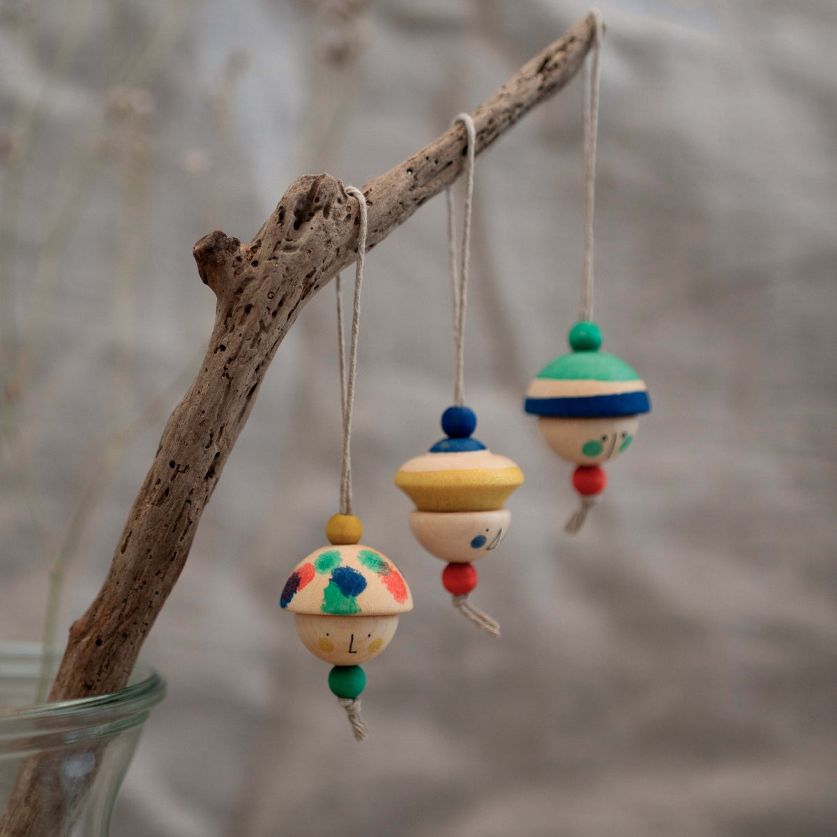Kind Folks | Grapat Ornaments No. 8 | Wooden Home & Seasonal Decorations