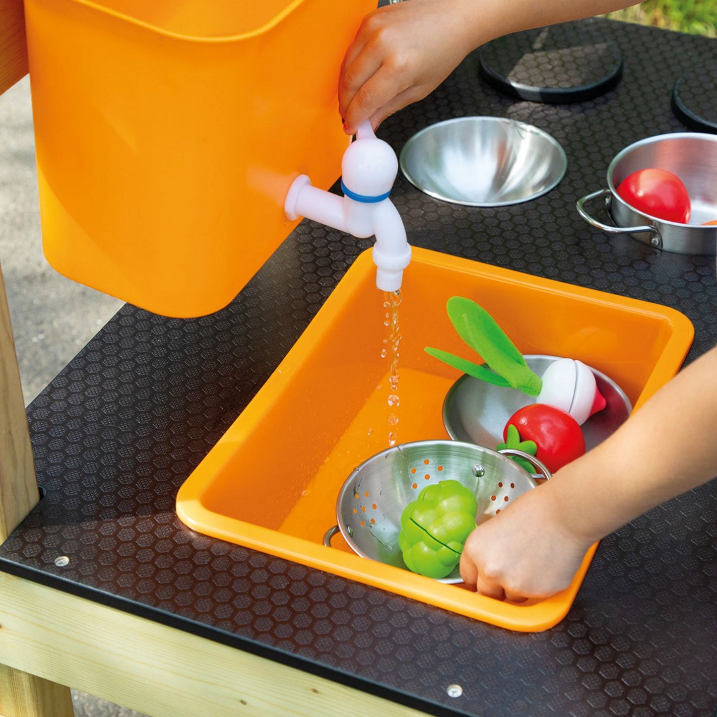 Outdoor Play Kitchen | Children's Wooden Mud Kitchen
