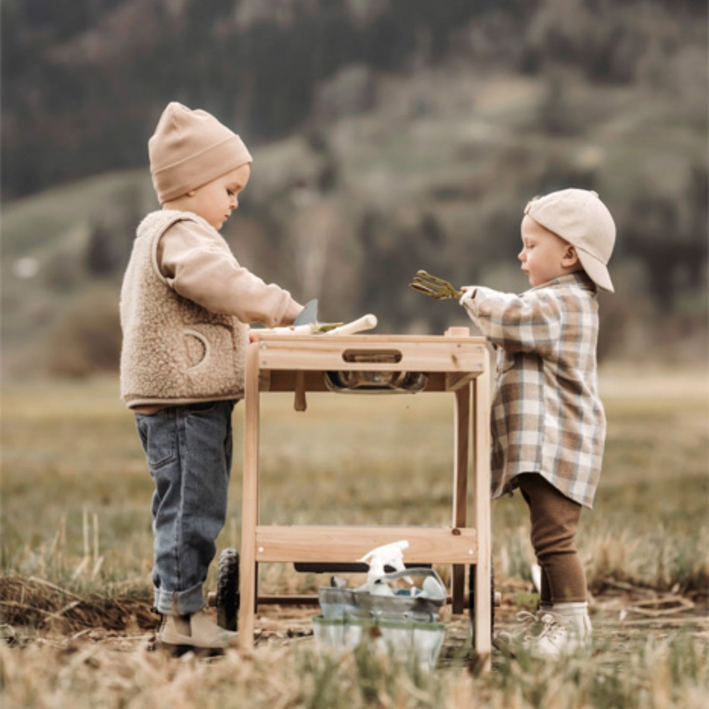 Compact Mud Kitchen | Children's Wooden Mud Kitchen