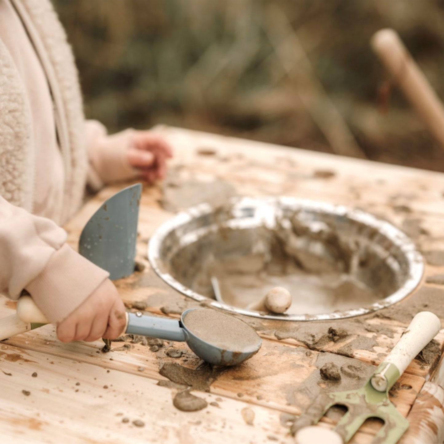 Compact Mud Kitchen | Children's Wooden Mud Kitchen