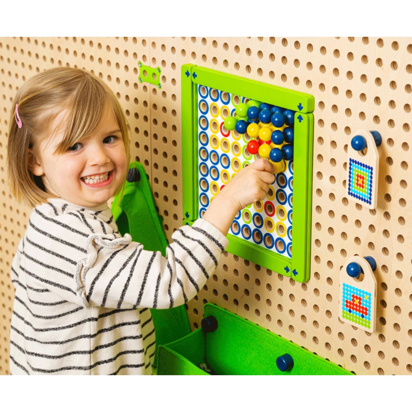 Tic Tac Toe & Coding Set | PLUG-it - Educational Play System For Kids