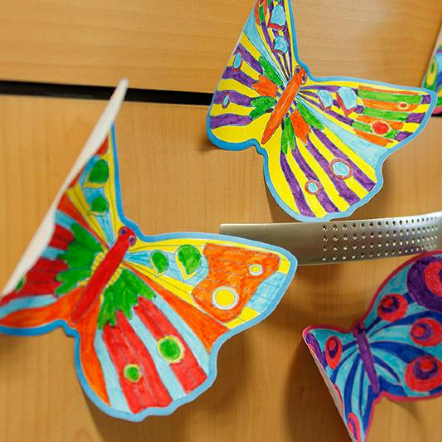 Self-Stick Colouring Butterflies | Butterflies with Blue Outline on Furniture | BEOVERDE.ie