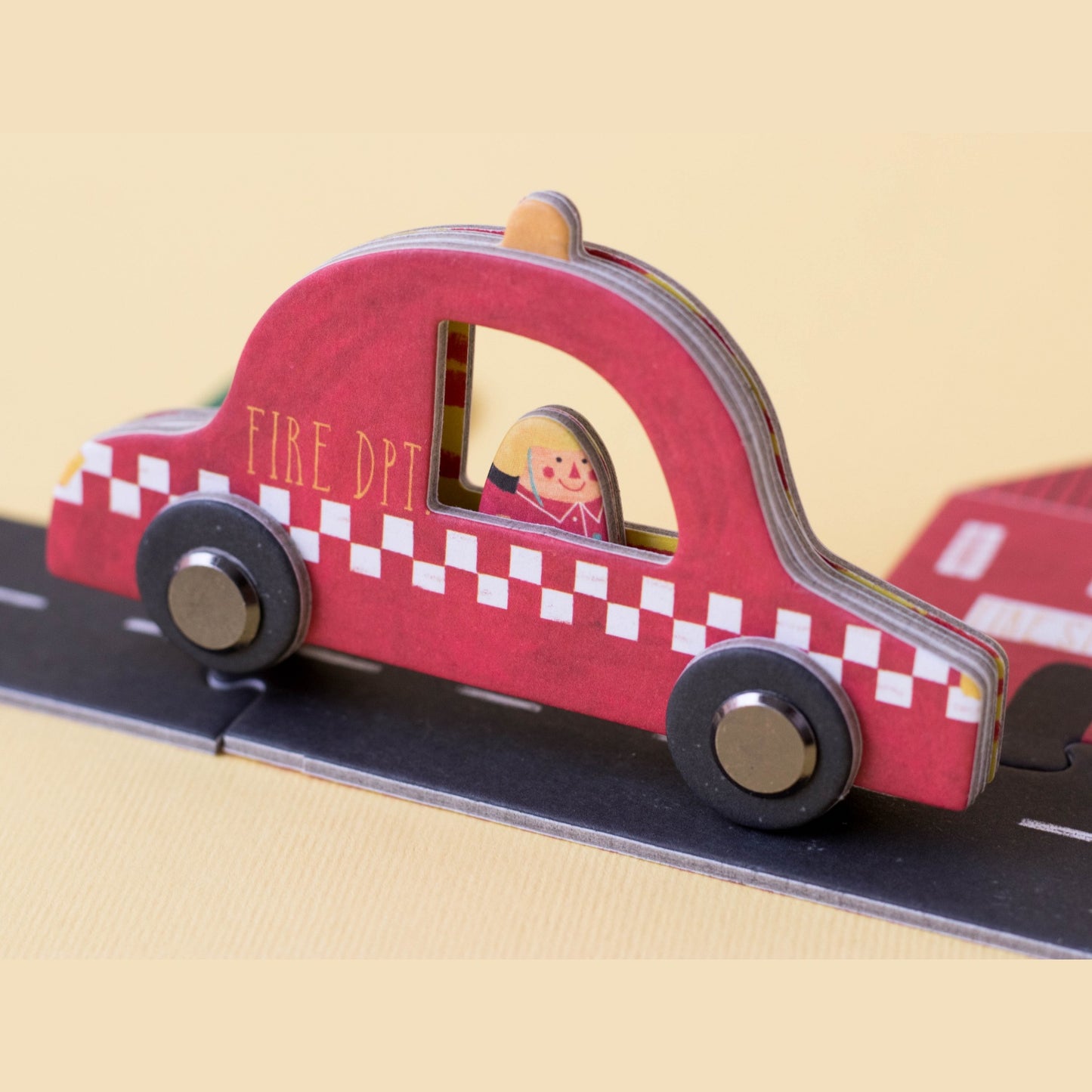 Londji ROADS Board Game | Board Game for Kids and the Whole Family | Close-up: Fire Department Car | BeoVERDE.ie