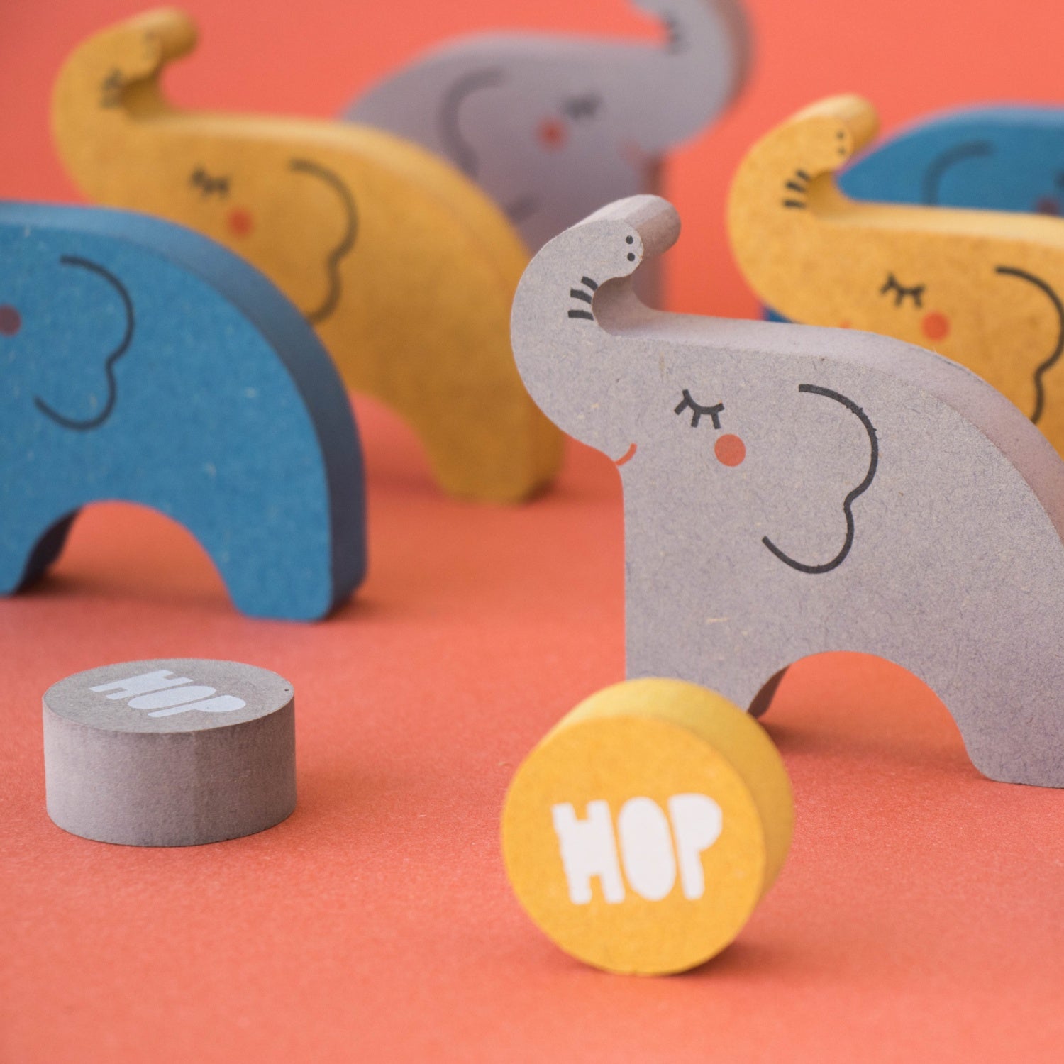 Londji ALEHOP! Balancing Elephants | Wooden Stacking & Balancing Game | Close-Up - Group of Dancing Elephants and Balls | BeoVERDE.ie