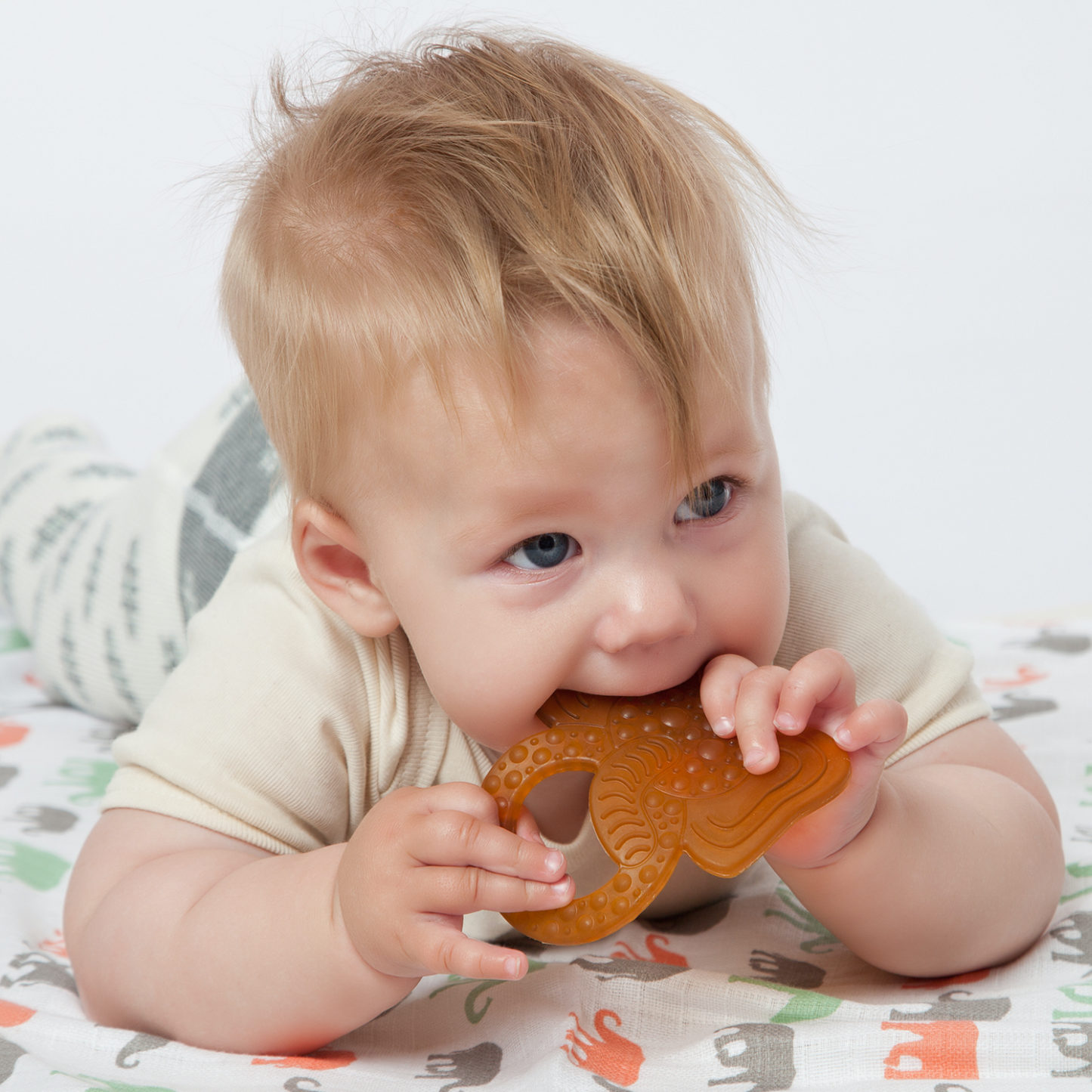 Grunspecht Organic Rubber Baby Teether ‘Elephant’ | Lifestyle Teething Ring | BeoVERDE.ie