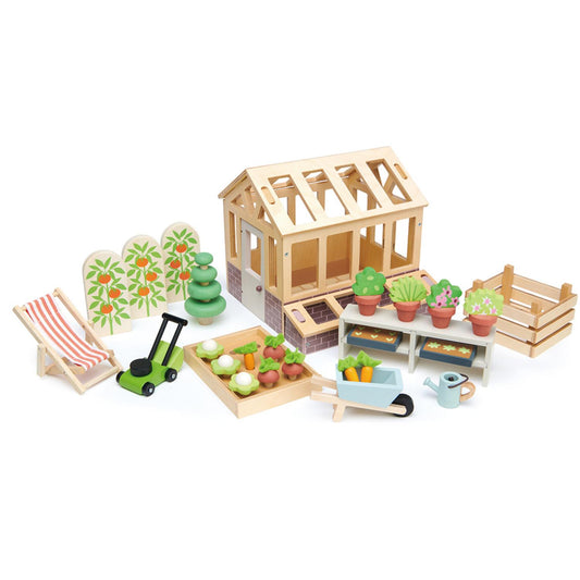Greenhouse and Garden Set | Wooden Doll House Play Set | Front View All Pieces | BeoVERDE.ie