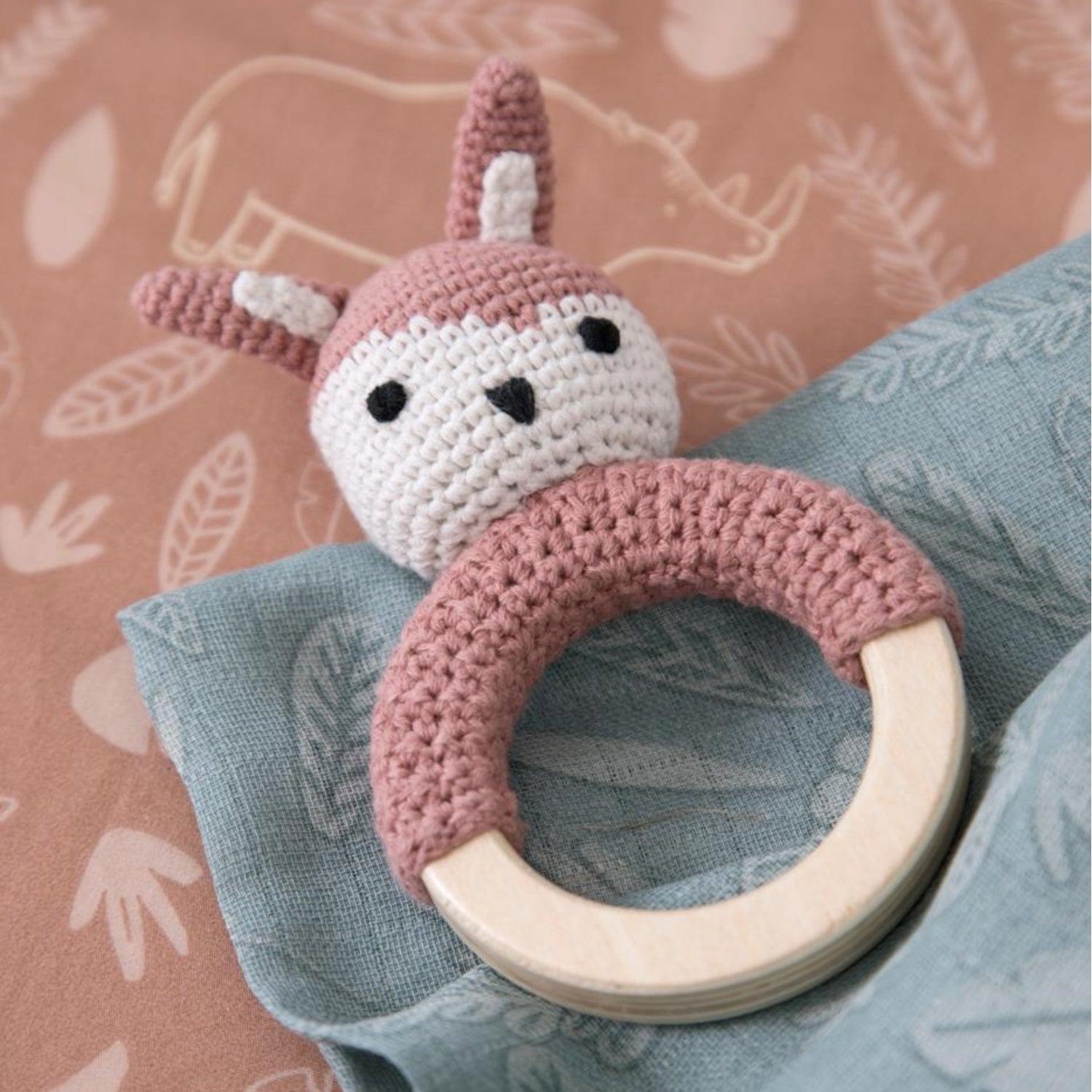 Sebra Crochet Rattle Siggy, The Rabbit | Blossom Pink | Baby’s First Toy | BeoVERDE Ireland