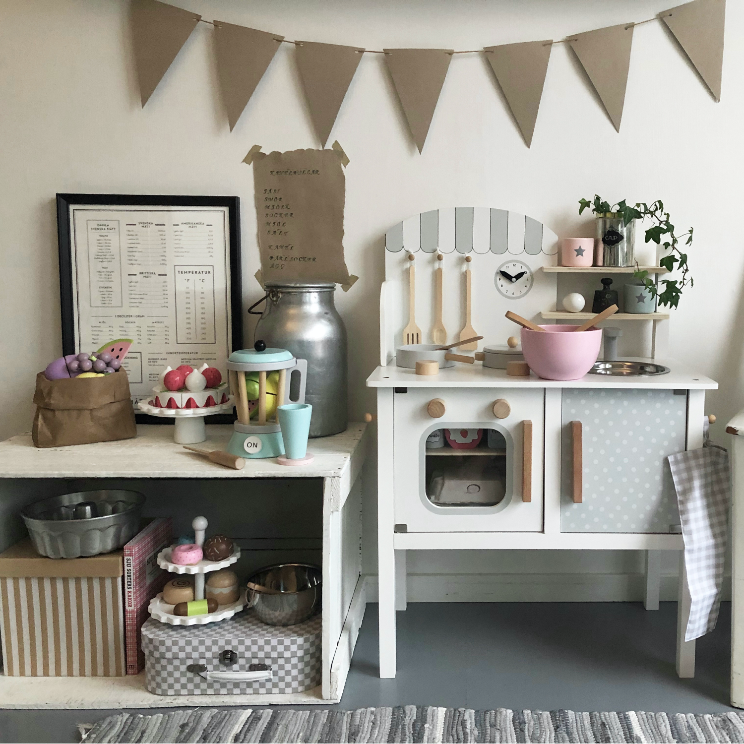 Kitchen With Pot Pan Scandi-Style Play Kitchen