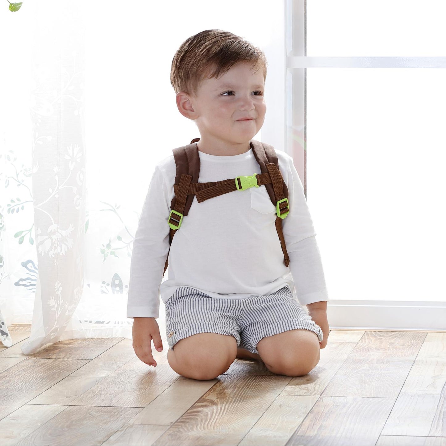 Sigikid Little Dog Toddler Backpack | Kid’s Backpack for Creche, Nursery & School | Lifestyle: boy wearing little dog backpack | BeoVERDE.ie