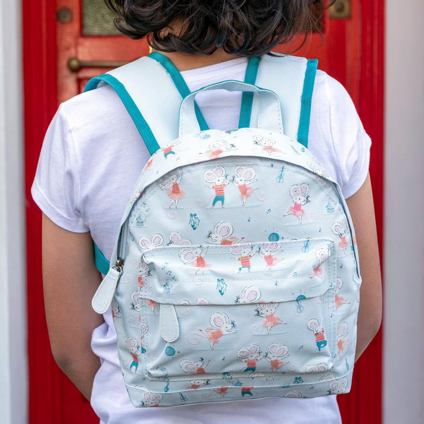 Rex London Mimi And Milo Mini Backpack | Kid’s Backpack for Creche, Nursery & School | Lifestyle: Kid wearing Mimi And Milo Mini Backpack | BeoVERDE Ireland