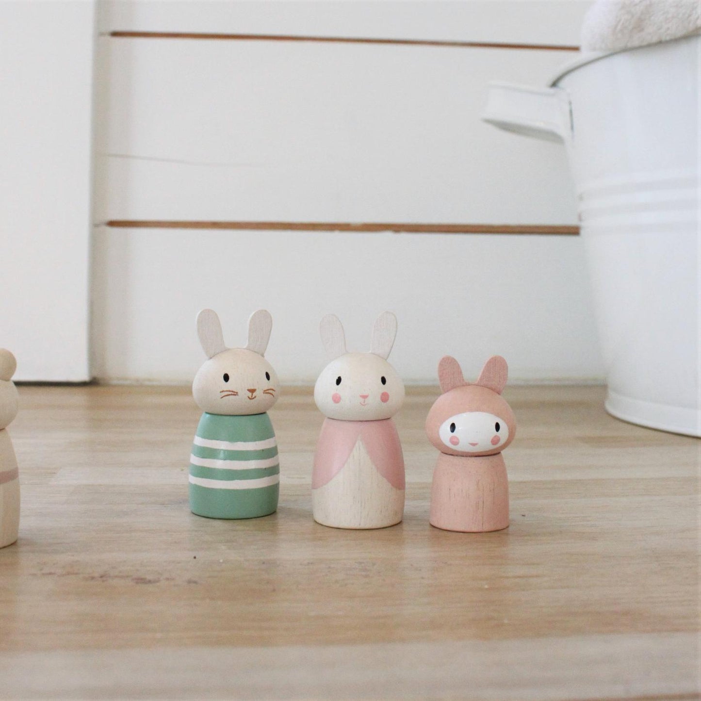 Tender Leaf Toys Bunny Tales | Wooden Animals | Wooden Toys for Kids | Lifestyle – Bunnies on the Floor | BeoVERDE.ie