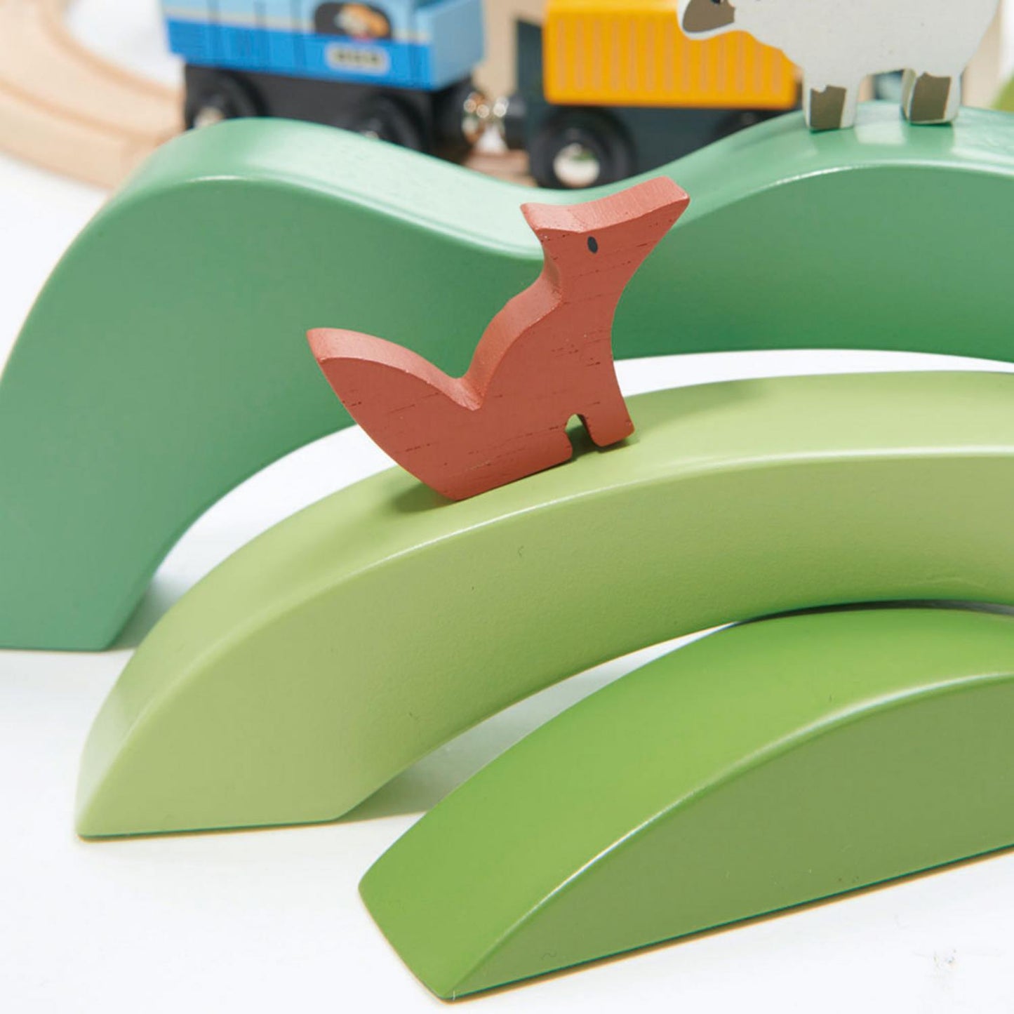 Tender Leaf Toys Green Hills View | Wooden Toy Open-Ended Play Set | Fox on Hills | BeoVERDE.ie
