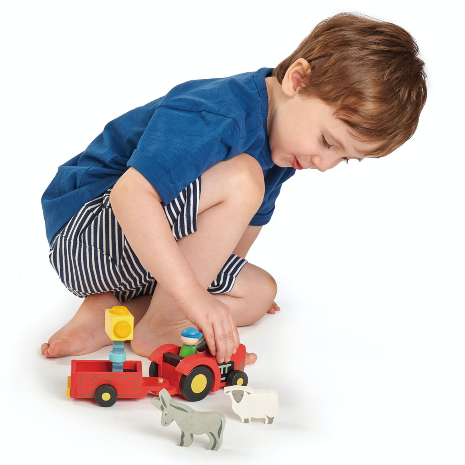 Tender Leaf Tractor And Trailer Set | Hand-Crafted Wooden Toys | Boy Playing With Toy |BeoVERDE.ie