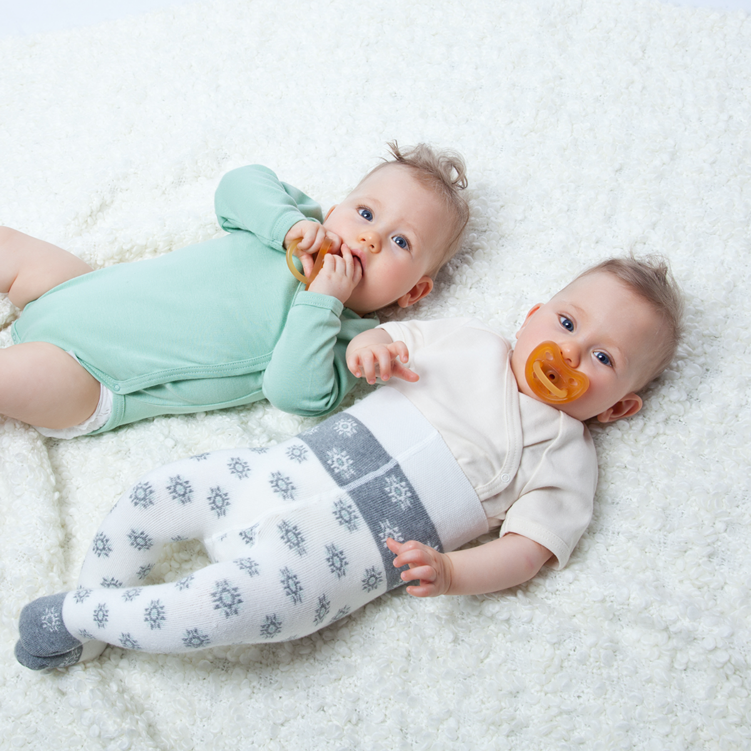 Grunspecht Organic Rubber Orthodontic Teat Soother | Lifestyle Two Teething Ring | BeoVERDE.ie