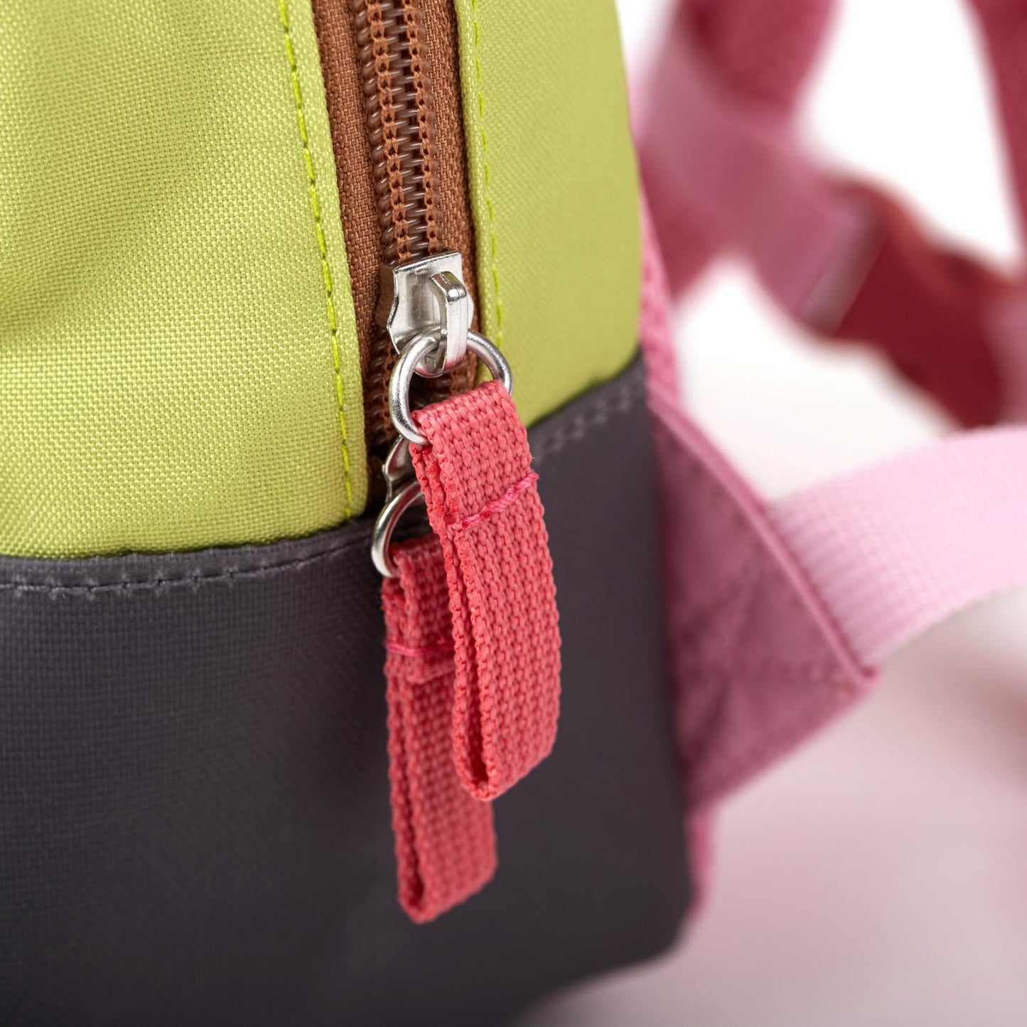 Sigikid Tiny Rabbit Mini Backpack | Kid’s Backpack for Creche, Nursery & School | Detail: Double-Zipper | BeoVERDE.ie