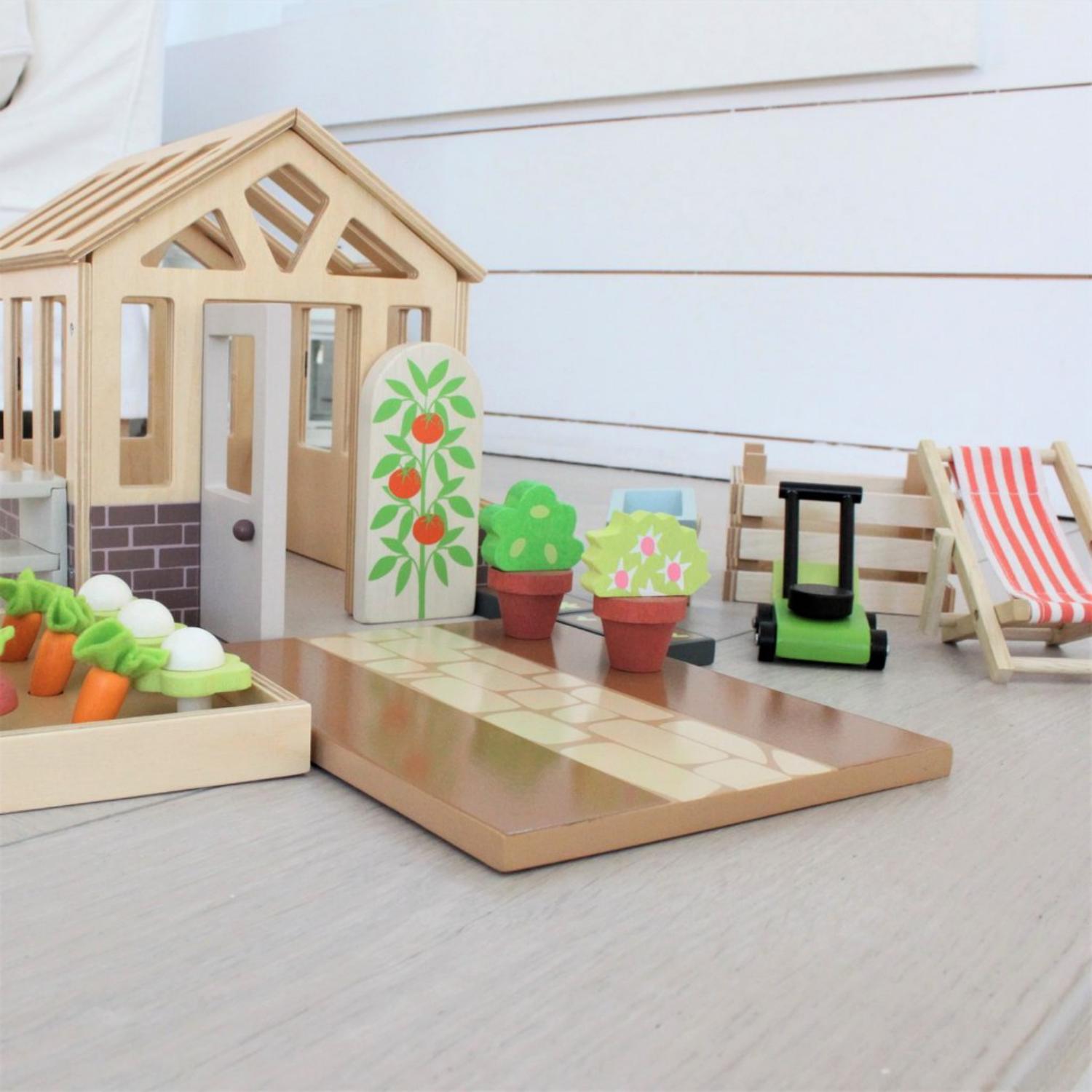 Greenhouse and Garden Set | Wooden Doll House Play Set | Lifestyle: Greenhouse and Garden Set In Living Room | BeoVERDE.ie