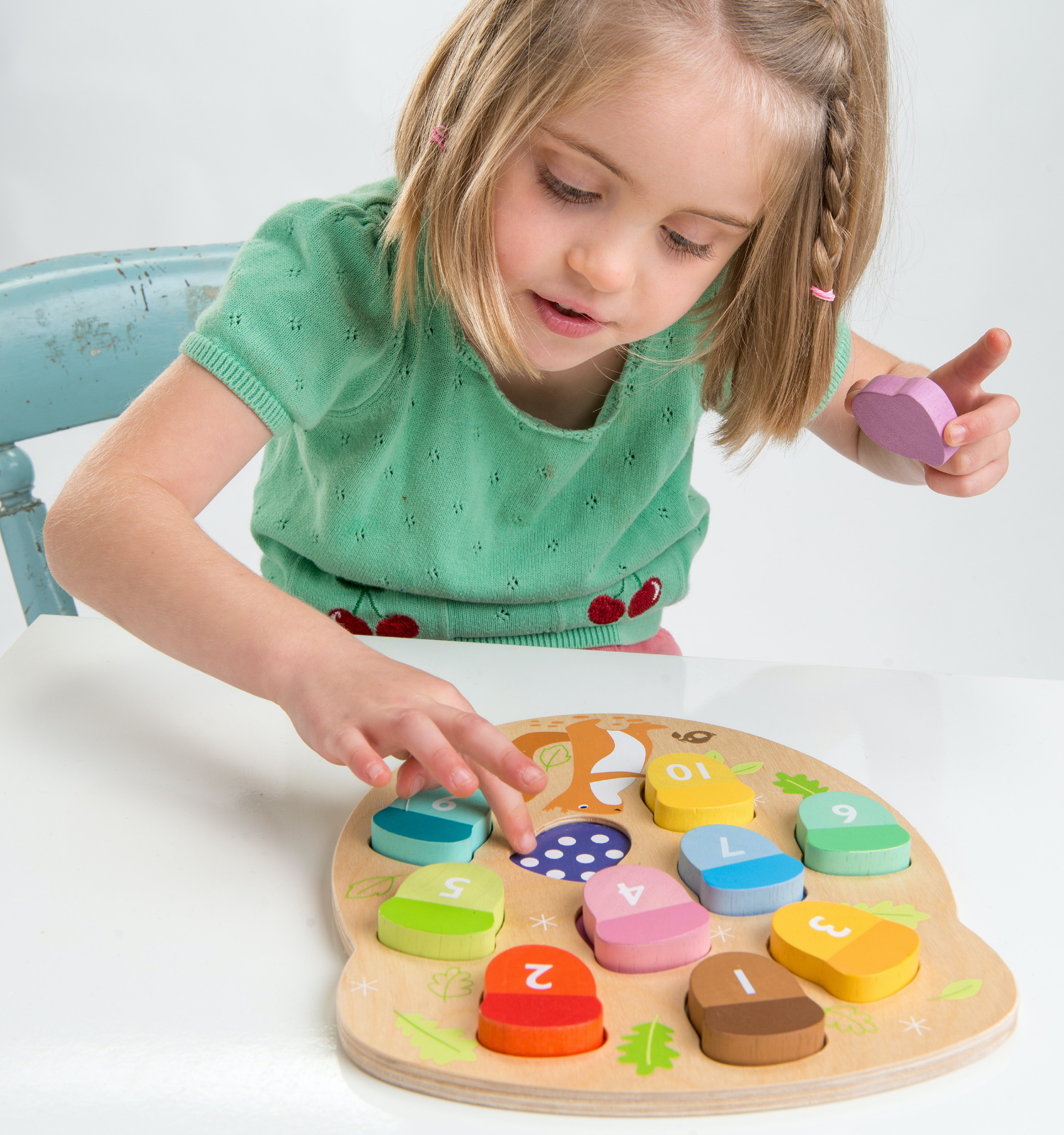 Tender Leaf How Many Acorns? | Hand-Crafted Wooden Educational Toy | Girl Counting | BeoVERDE.ie