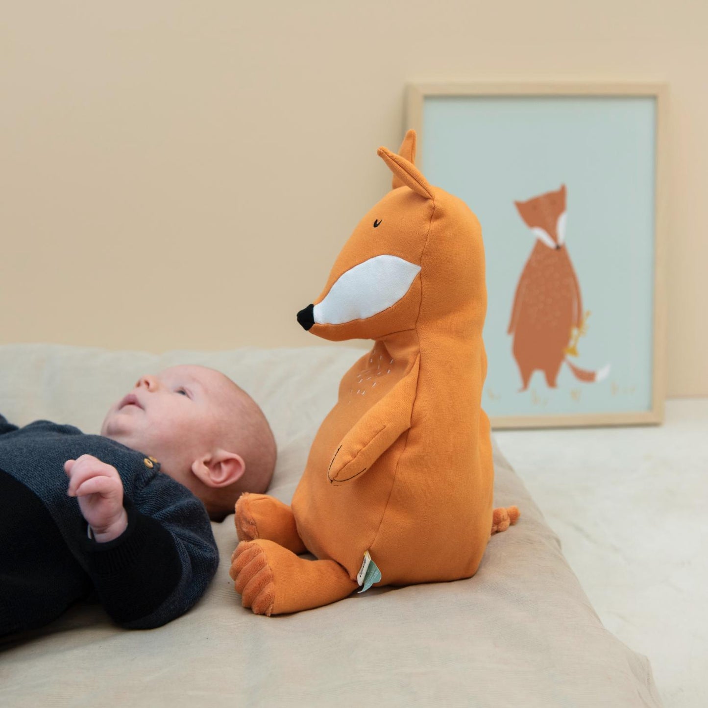 Trixie Mr. Fox | Organic Plush Toy | Lifestyle – Baby on Floor with Mr. Fox Organic Plush Toy | BeoVERDE.ie