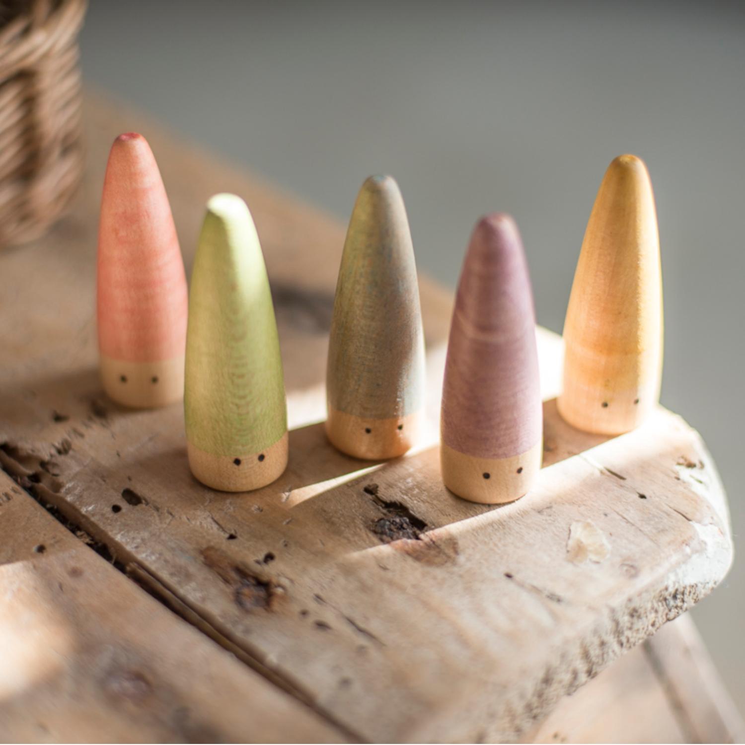 Grapat 18 Sticks | Wooden Toys | Open-Ended Play | Lifestyle: Grapat Sticks On Bench | BeoVERDE.ie