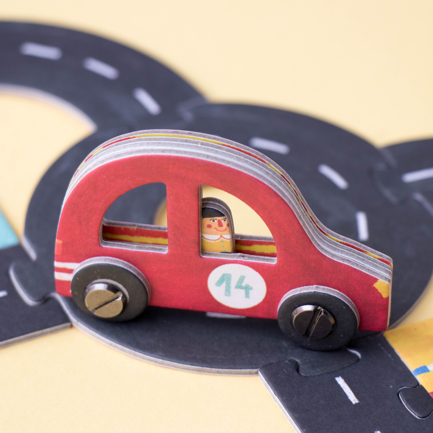 Londji ROADS Board Game | Board Game for Kids and the Whole Family | Close-up: Red Car | BeoVERDE.ie