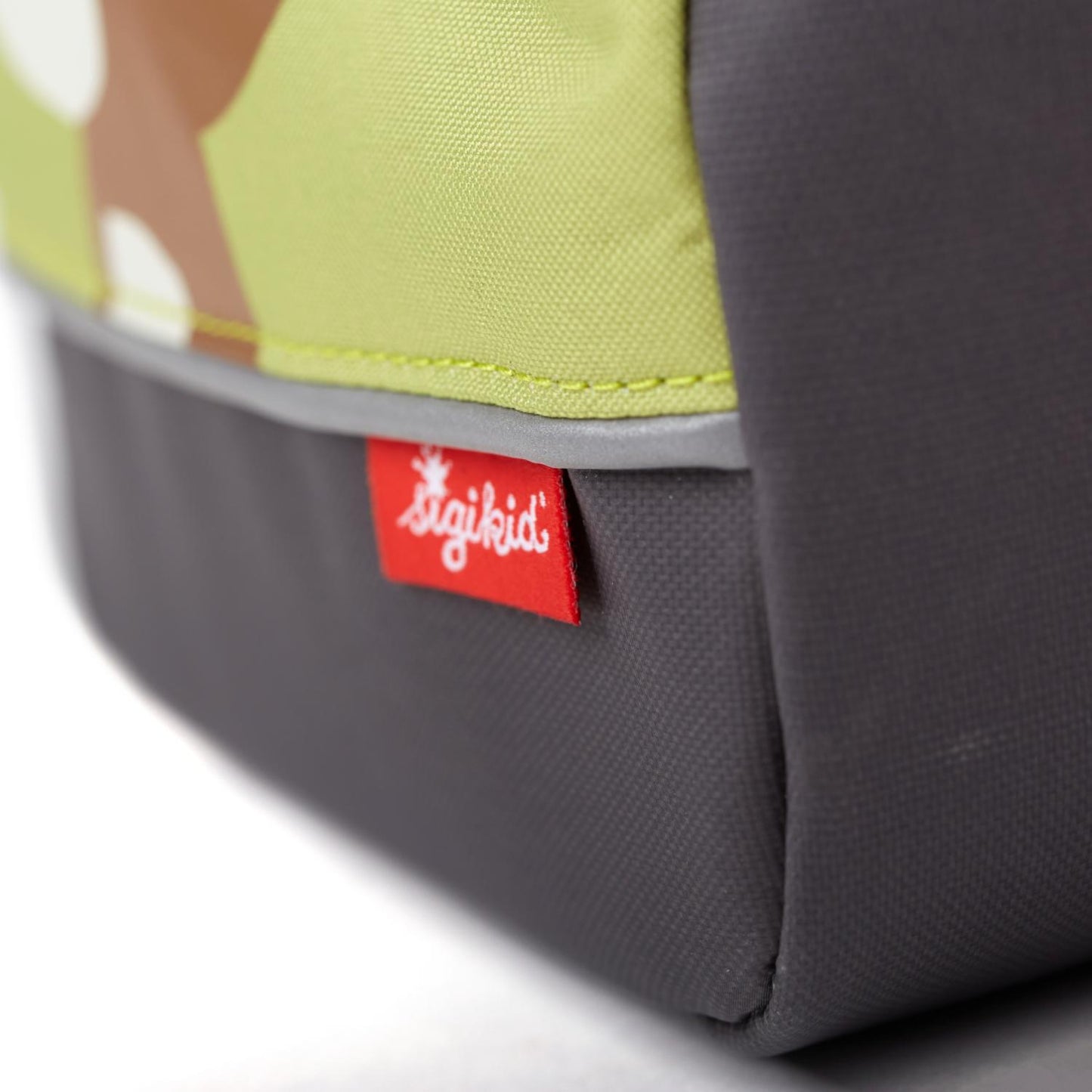 Sigikid Tiny Rabbit Mini Backpack | Kid’s Backpack for Creche, Nursery & School | Detail: Sigikid Logo | BeoVERDE.ie