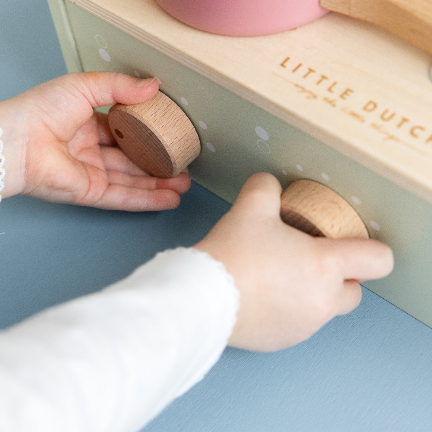 Little Dutch Mini Kitchen | Wooden Toy Kitchen for Kids | BeoVERDE Ireland